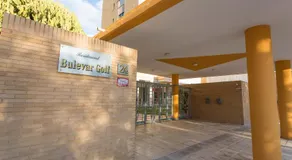 Nations Apartment with pool - Image 5