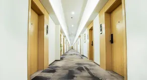 GreenTree Inn Taiyuan PinGYAng Road Business Hotel - Image 5