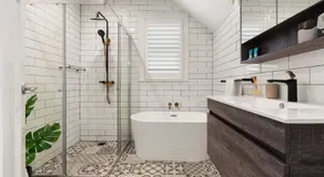 Boutique Apartment With Private Roof Terrace - Image 2