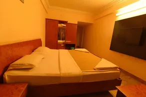 Hotel Sri Ram Residency - Image 2
