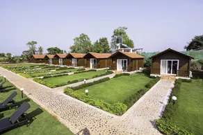 Lazy Bee Cottages - Image 3