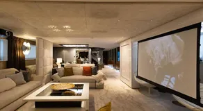 Trackside superyacht VIP Cabin - TIAMAT - Image 4