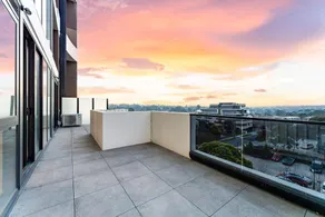 StayAU Spacious 2BR Stunning Sunset Views - Image 4