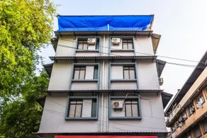 Gomati Business Hotel - Image 5