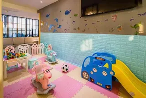 Atour Hotel Qingdao North Station New City Center - Image 5