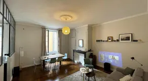 Beautiful accommodation - Hypercentre Marketplace - Image 2