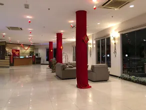 Garden View Hotel - Image 2