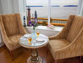 Silver Cloud Hotel - Mukilteo Waterfront - Image 5