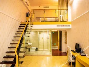 Yarvard Holiday Hotel - Image 5