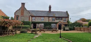 The Wheatsheaf Pub West Beckham - Image 5