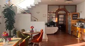 Hotel Jasmine - Image 5