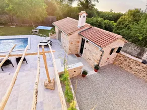 Ferienhaus Nuoneti - 8 Personen, 4 Schlafzimmer, 3 Badezimmer, Pool, Grill - Image 3