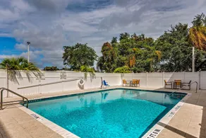 Holiday Inn Express & Suites Boynton Beach by IHG - Image 5