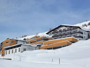 Damülser Hof - Wellness & Spa Superior - Image 3