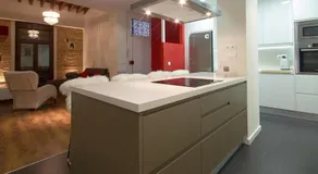 Total Valencia Elegance - Image 2