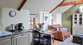 Cosy barn on rural smallholding with alpacas, goats & pigs - Image 2