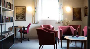 Sitla Hotel & Apartments - Image 5