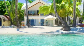 Right along the shoreline !! - Image 4