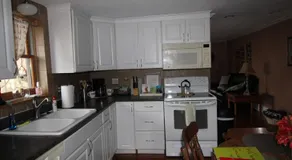 Private Cottage in Carnegie - Close to Downtown - Pet Friendly - Image 3
