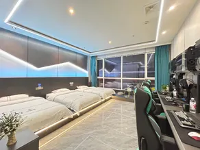 Pomegranate Esports Hotel - Image 2