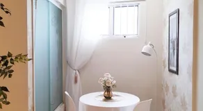 Live House Boutique - Image 3