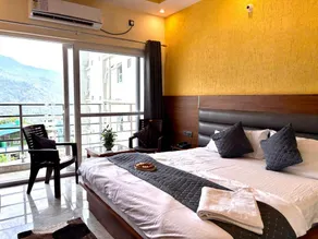 Hotel Uday Palace - Image 2