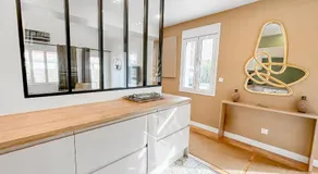 Maison RDC et Confort proche gare, Parking privé, Climatisation, 1 chambre, capacité 4 - Image 4