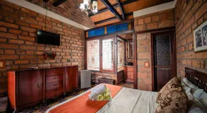 Hotel Plaza Menor - Image 2