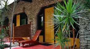 Ravenala Beach Bungalows - Image 5