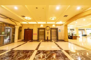 Bai Yun Hotel - Image 2