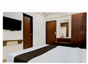 Hotel Royal Inn - Image 2