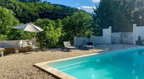 Apartamento-Exclusivo-Accès à la rivière-Casa de banho privada-Woodland view - Image 2