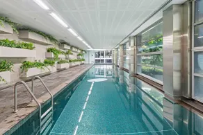 Eclectic 1-bed Apartment With Pool and Gym - Image 3