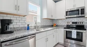 New! Charming Lilac Cottage 111 - Image 5