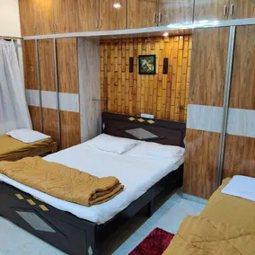 3 Bedroom 3 Bathroom Home in Shanivarasanthe - Image 5
