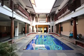 The Ark Retreat - Image 2