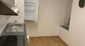FELIX LIVING 1, Zentrale 2-Personen-Wohnung, Ideal für Business & Paare, Parkplatz - Image 3