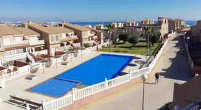 Chalet Adosado Junto A La Piscina, Gran Alacant - Image 4