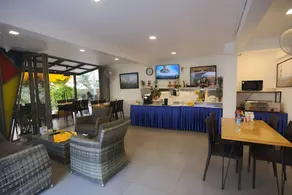 Hotel Montha - Image 5