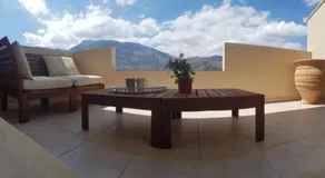 Katy's Luxury Apartments - Image 3