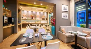 Central Passage Apartments by Vagabond Downtown - Image 3