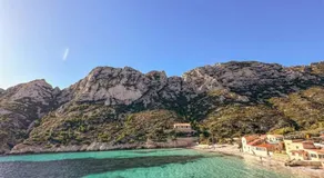Bel appart avec balcon et clim près des Calanques - Image 4