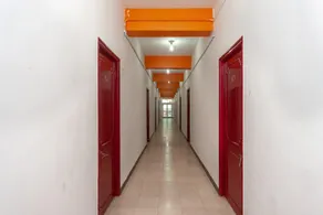 OYO Hotel Bliss Inn - Image 3