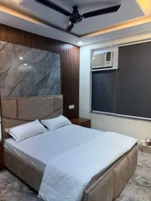 HOTEL SHRI NARESH - Image 1