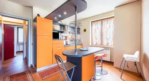 Appartement 'Dimora Del Lago - Oasi Con Piscina' avec piscine partagée, Wi-Fi et climatisation - Image 5