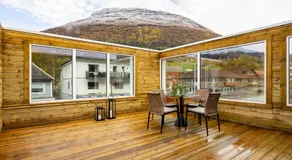Stryn House Hotel - Image 2