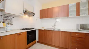 Holiday house with a parking space Lukoran, Ugljan - 8385 - Image 3