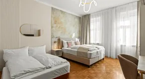 Meidling Rooms I 1 Min to U6 I Self Check In - Image 2