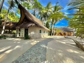 Coco Sunset Beach Resort - Image 4