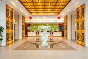 Muong Thanh Grand Ha Long Hotel - Image 4